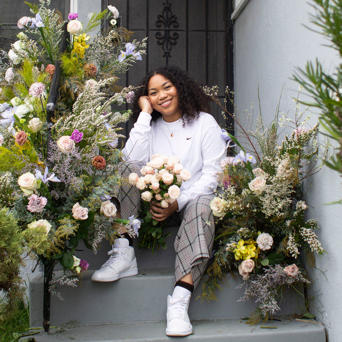 6 THINGS WITH MALLORY BROWNE