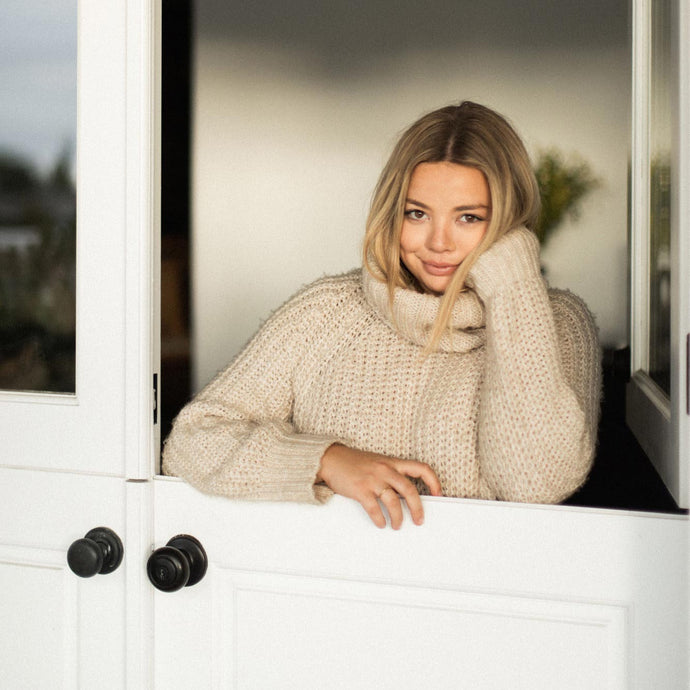 6 THINGS WITH ALI PRIMROSE