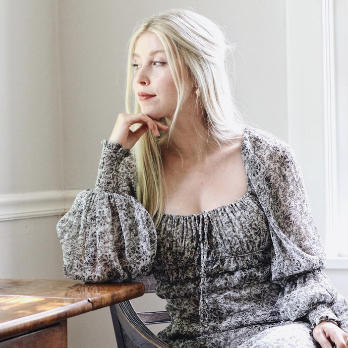 6 THINGS WITH ANNA BUCKMAN
