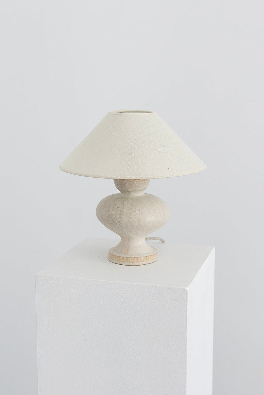 Sculptural ceramic lamps for interior design from our exclusive Vesta Lamp Collection, handmade in Spain by Canoa Lab.