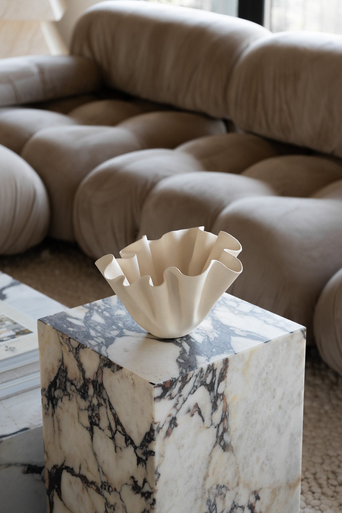 CREAM CERAMIC RUFFLE BOWL