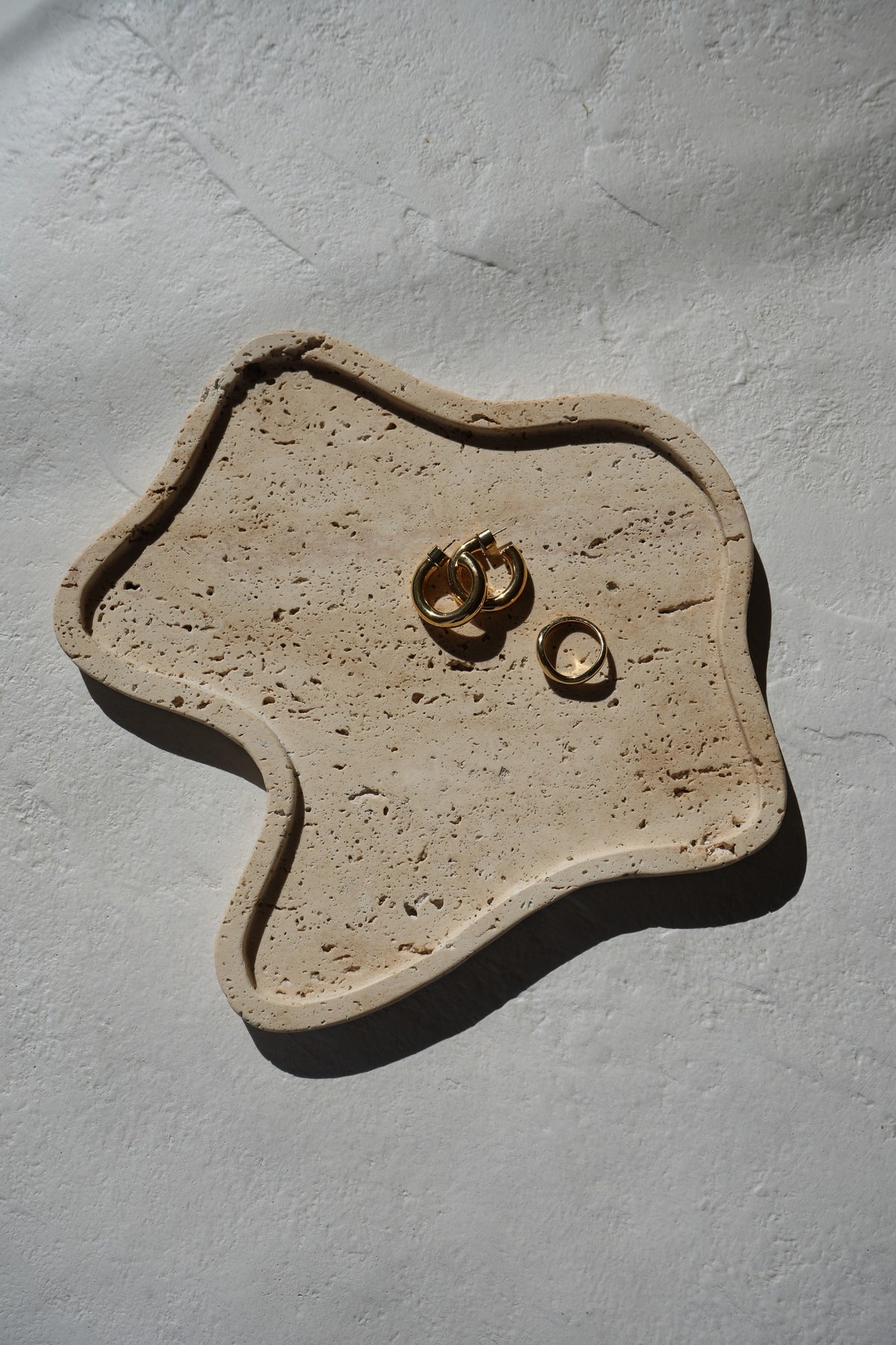 Organic Shape Marble Travertine Stone Flo Tray Home Decor Art Object Minimal Design Decorative Catchall