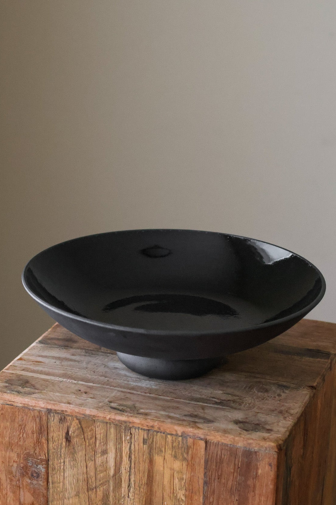 PEDESTAL FRUIT BOWL