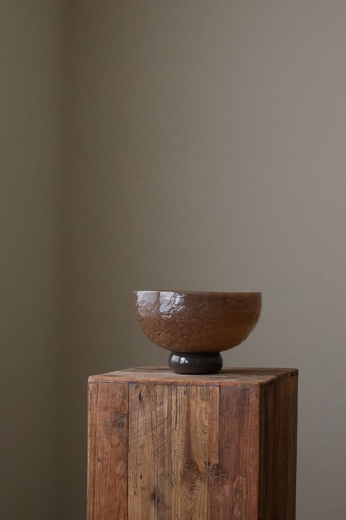 CRACKLE GLASS BOWL SEPIA
