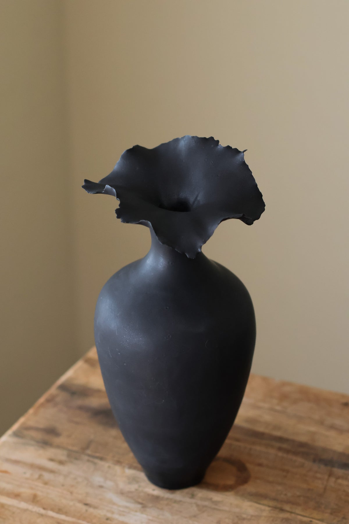 CREST VESSEL INK