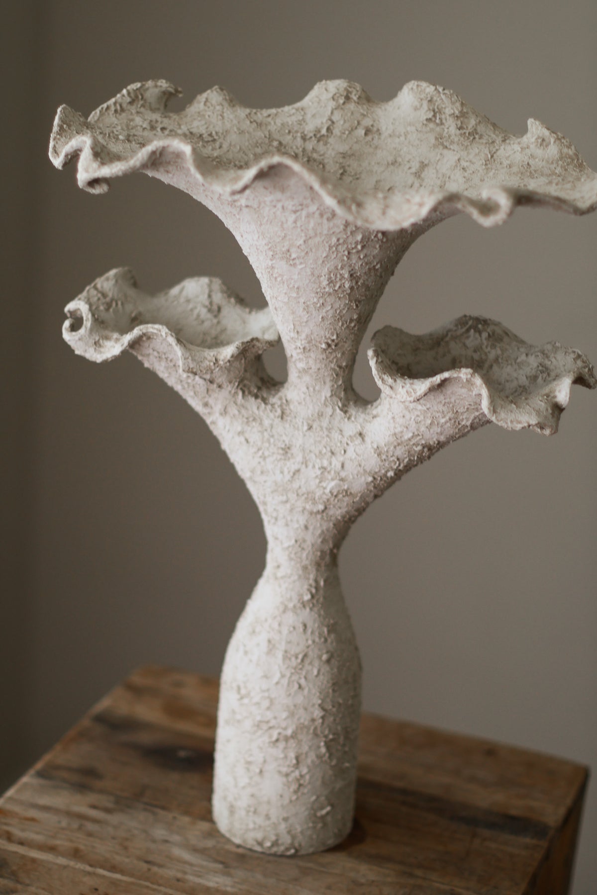 AUREA SCULPTURAL VESSEL