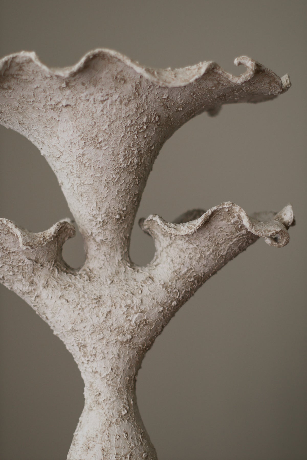 AUREA SCULPTURAL VESSEL