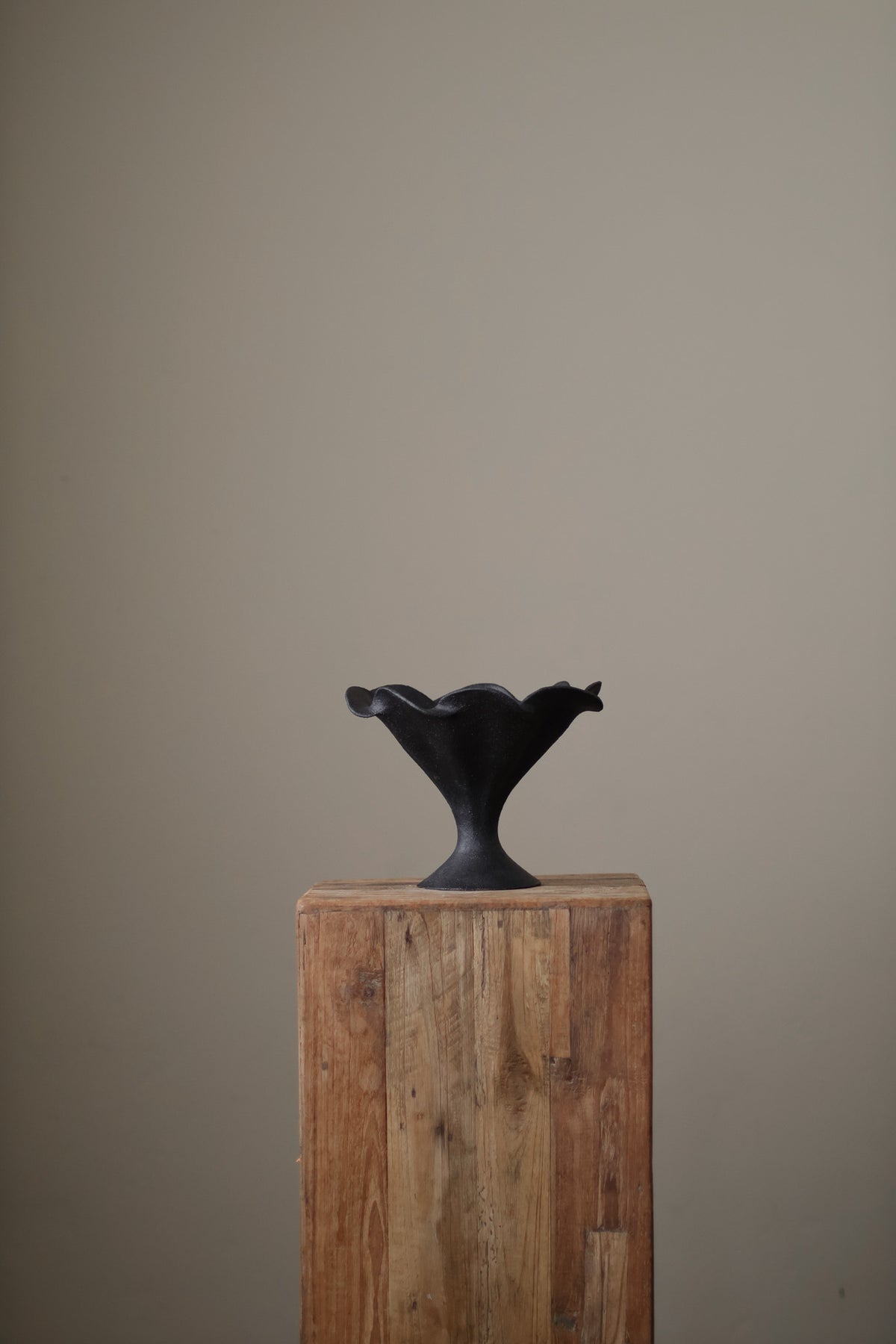 ALVEA SCULPTURAL VESSEL INK