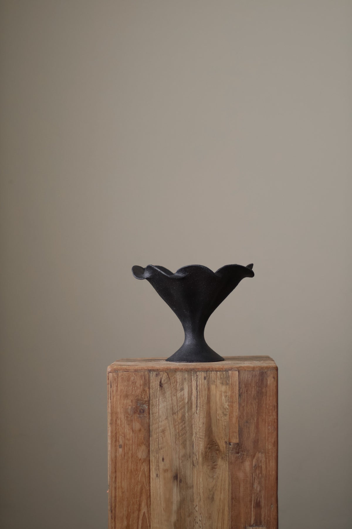 ALVEA SCULPTURAL VESSEL INK