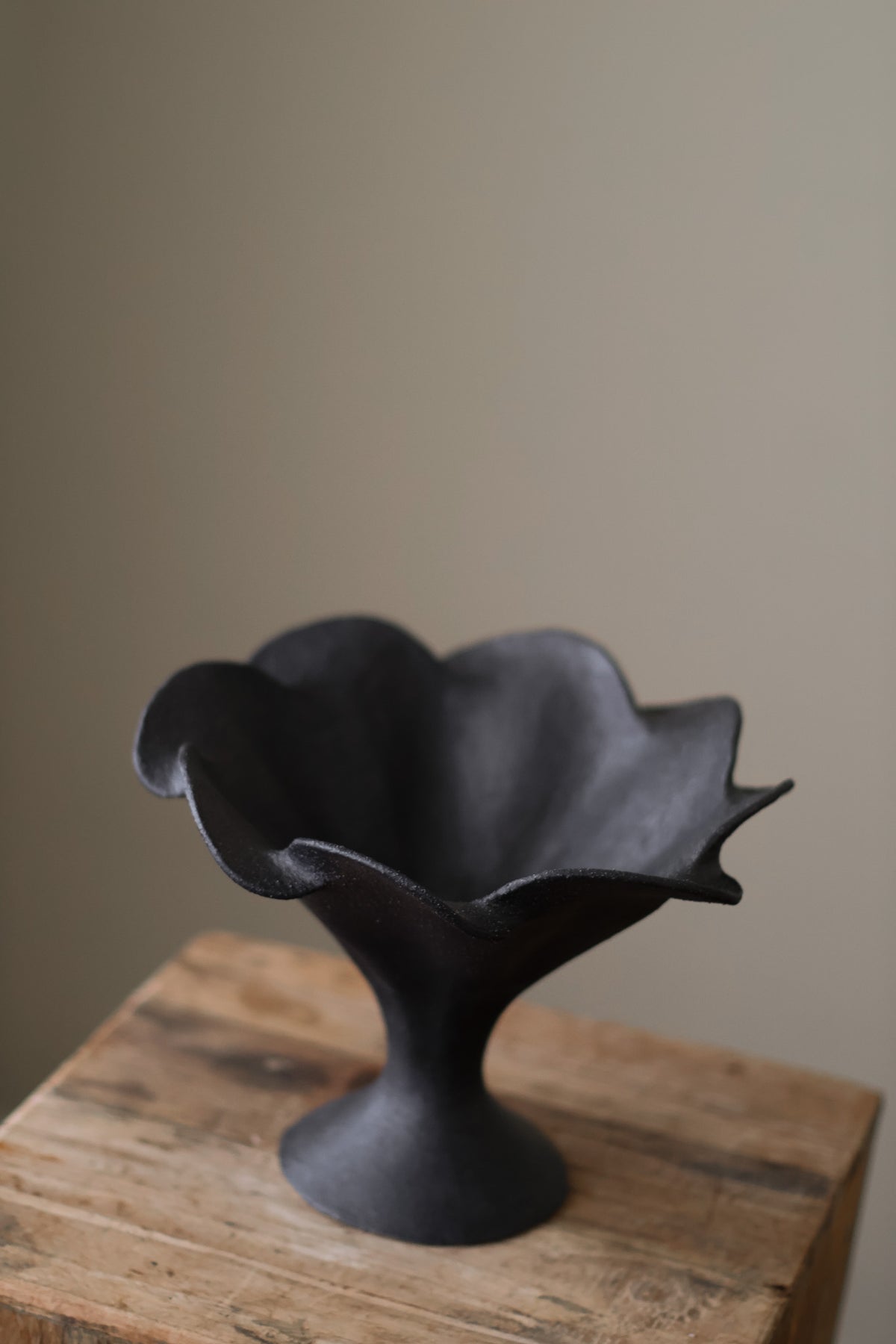ALVEA SCULPTURAL VESSEL INK