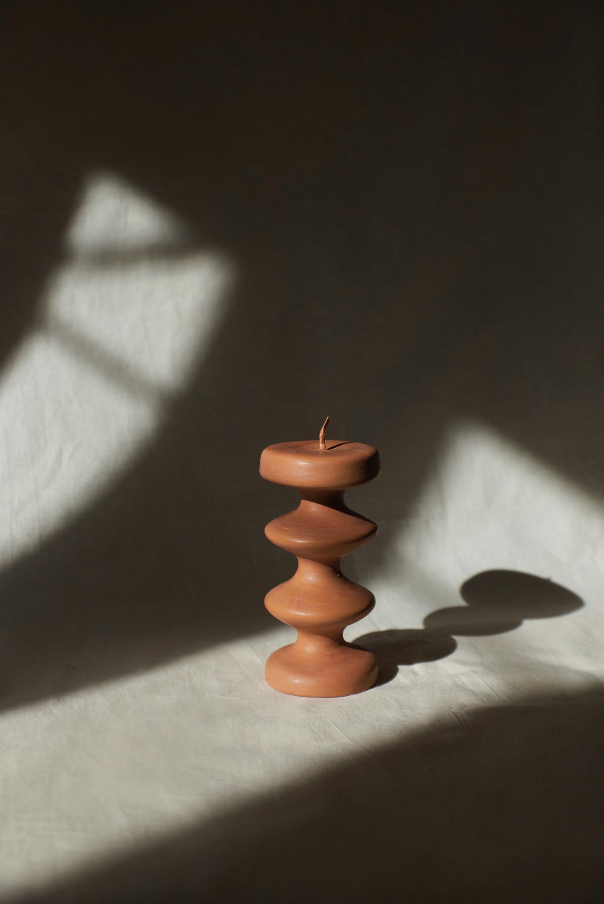 BIG MUTATIO SCULPTURAL CANDLE